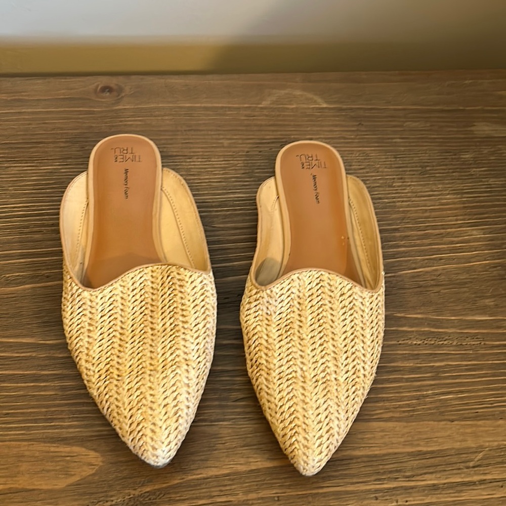 Time and Tru Woven Mules Size 6